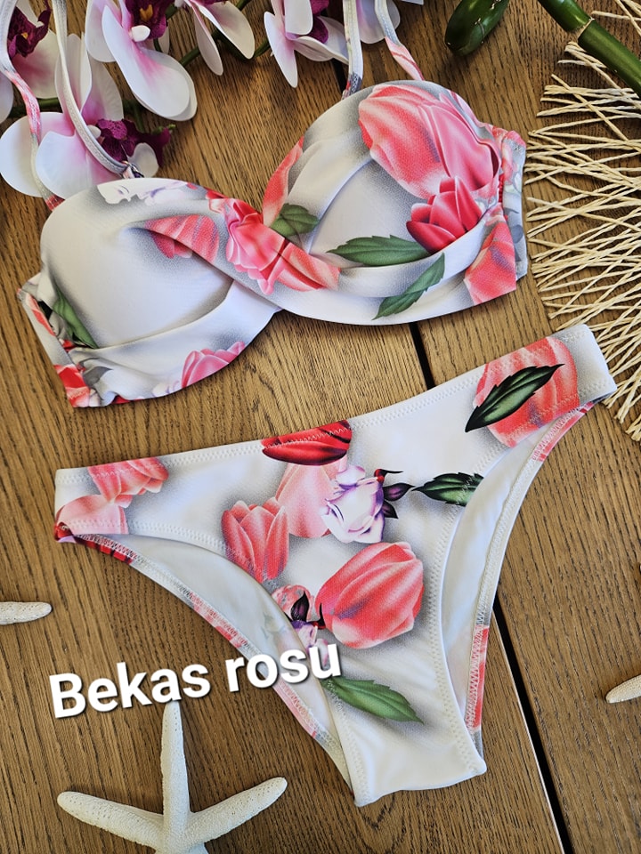 Costum de baie Bekas